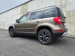 SKODA Yeti Adventure 4x4 2.0TDI 150PS AHK Xenon Mwst.