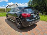 Mercedes-Benz GLA 200 PEAK Edition PEAK Edition - gebrauchte Mercedes-Benz GLA 200 aus dem Jahr 2017