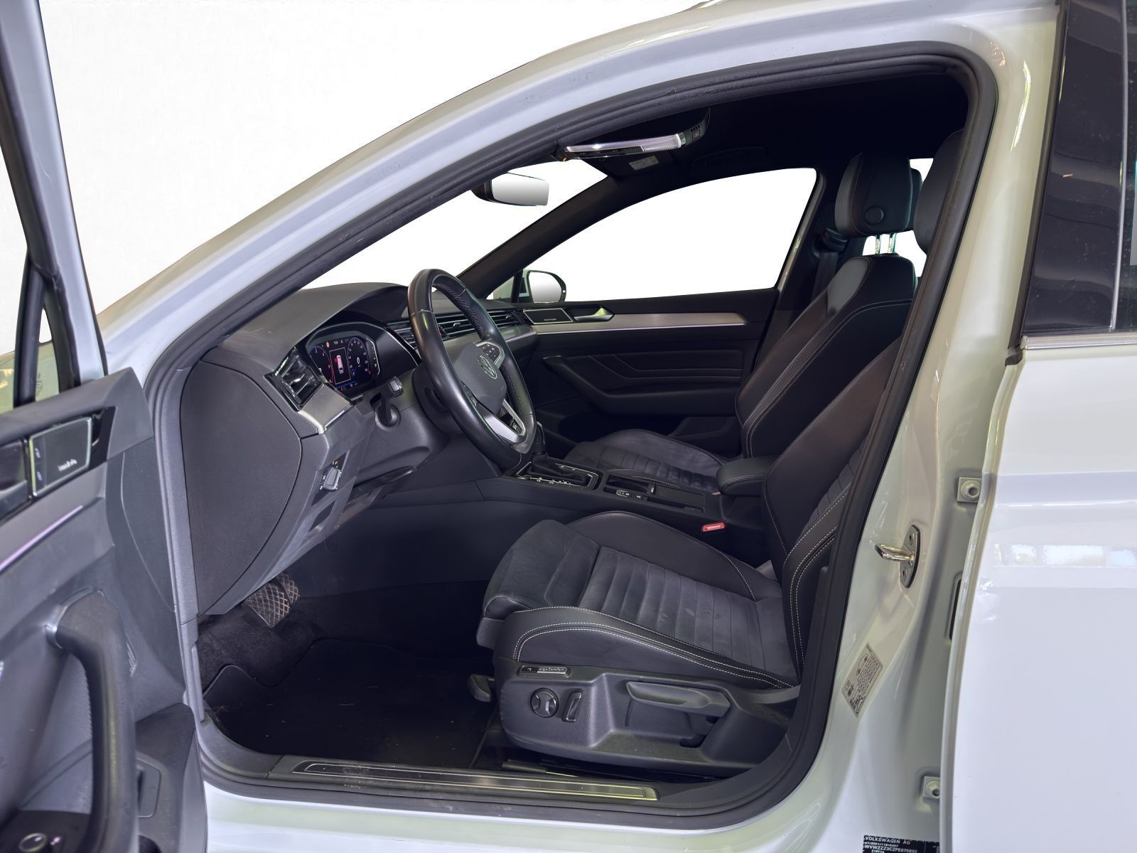 Volkswagen Passat Variant - Bild 13