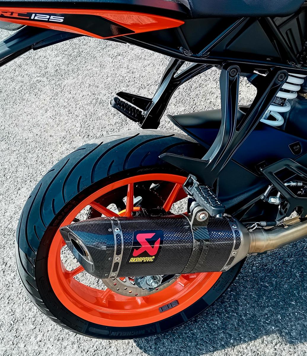 KTM RC 125, 4tkm, Akrapovic, abs.neuwertig