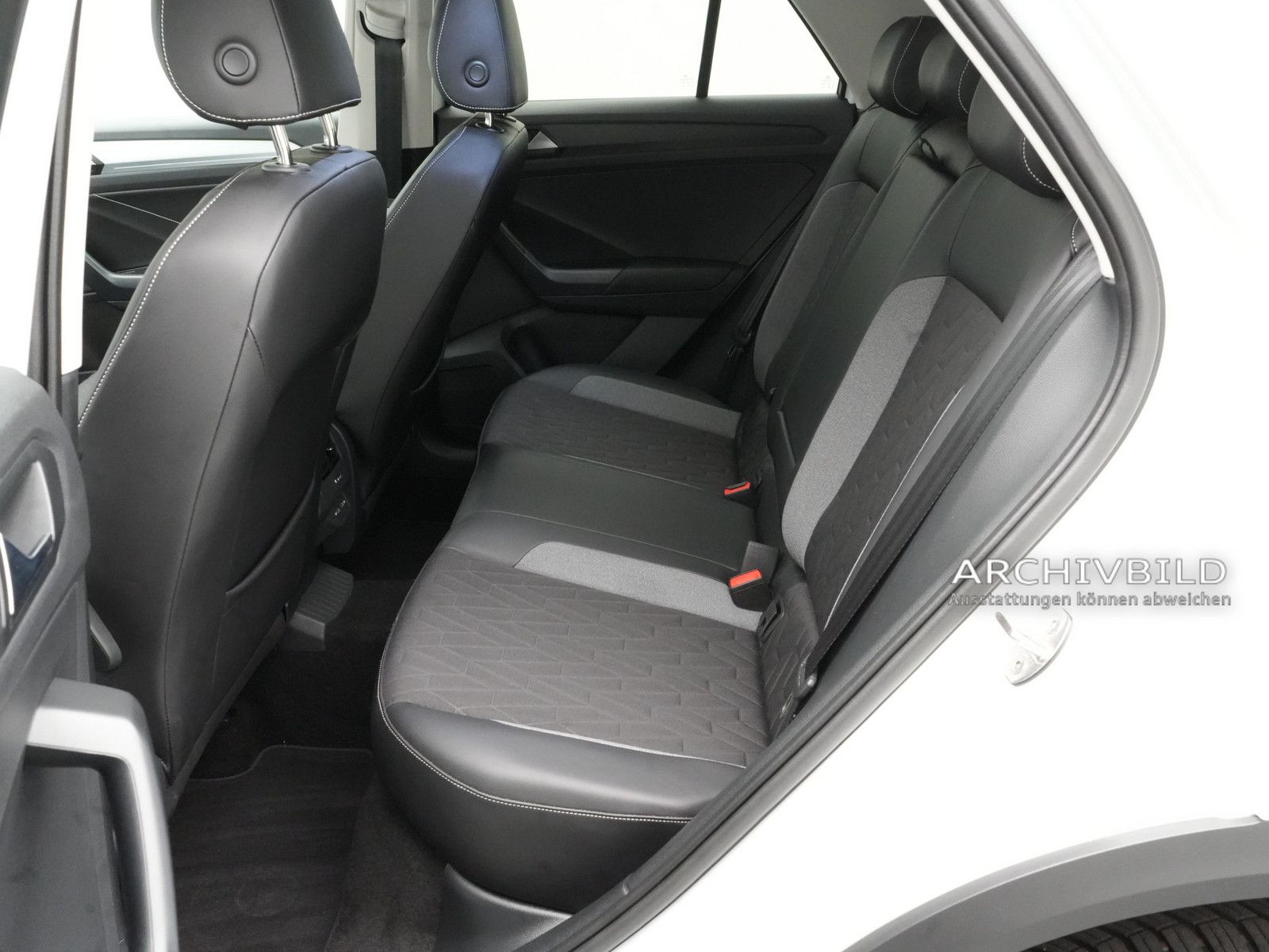 Volkswagen T-Roc - Bild 8