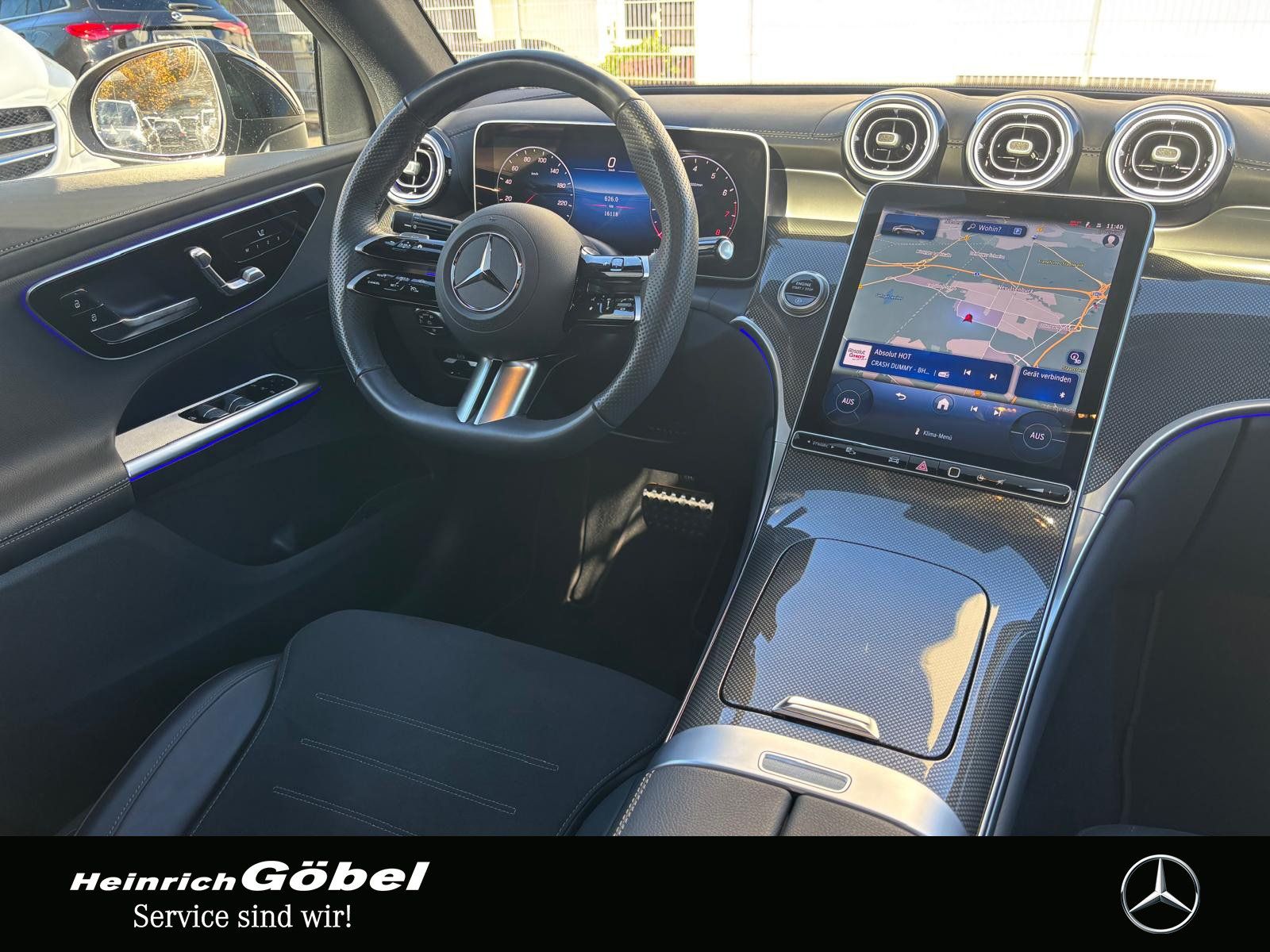 Fahrzeugabbildung Mercedes-Benz GLC 300 AMG*PANO*AHK*360°*MEMORY*TOTWINKEL*