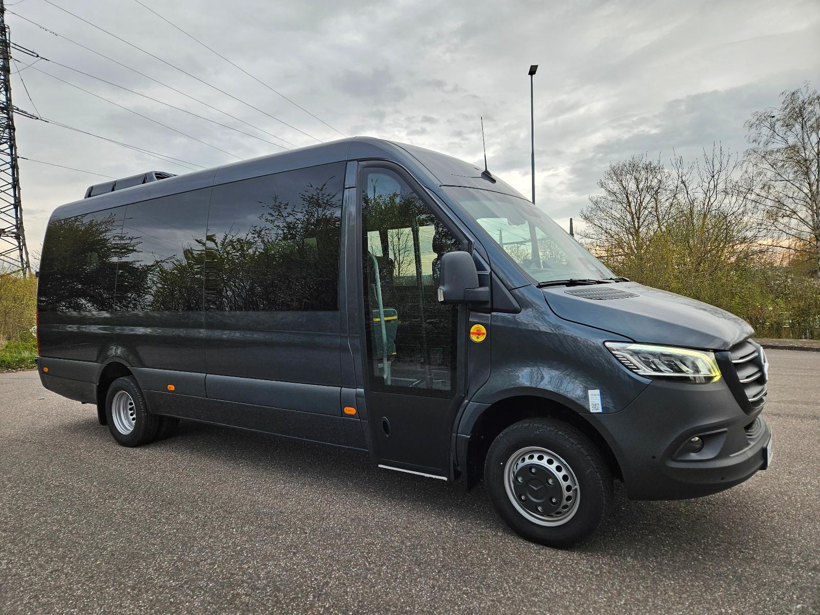 Mercedes-Benz Sprinter 519 Cdi /21 S+R/NEUFAHRZEUG !