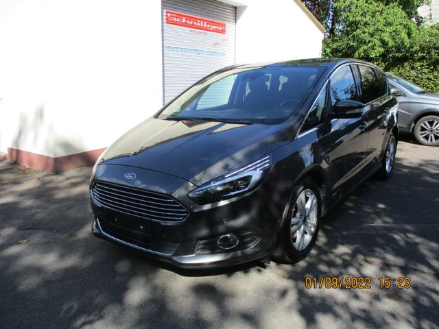 Ford S-Max Titanium AWD - TOP