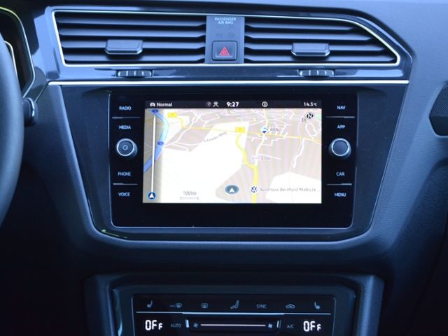 Tiguan 2.0 TDI 200 PS 4M DSG Elegance VOLL/AHK/P