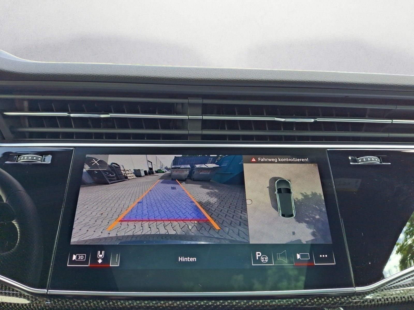 Audi Q8 55 TFSI quattro tiptronic foto 17