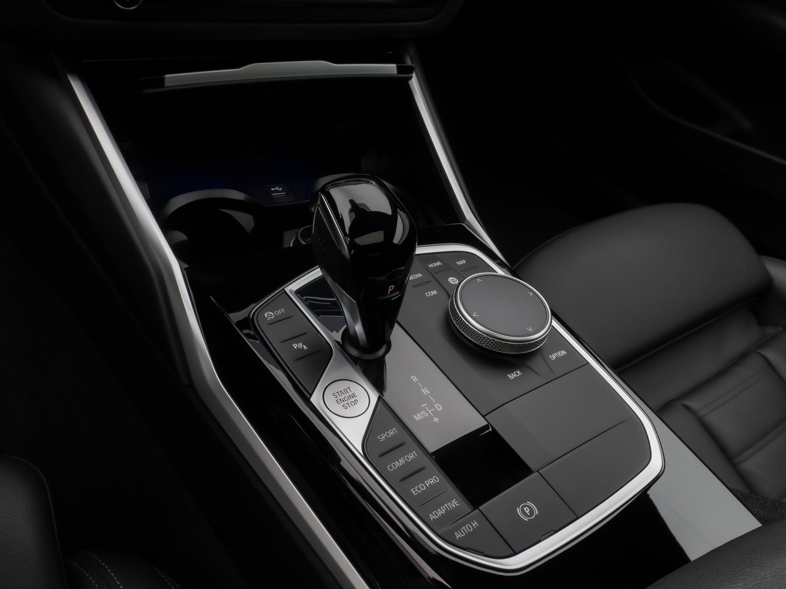 Fahrzeugabbildung BMW 430d xD Coupé Glasdach Laser DAB HiFi Komfort 19