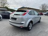 Ford Focus Lim. 1.6 16V 74 kW Style / Klima - Ford Focus aus 2007: Style