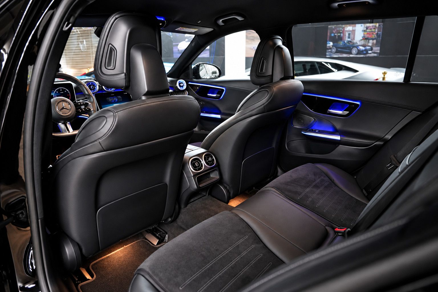 Fahrzeugabbildung Mercedes-Benz C 220 d *AMG*Ambiente*Kamera*MBUX*NightPak