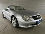 Mercedes-Benz SL 600 - Mercedes-Benz SL 600 mit Benzin-Antrieb
