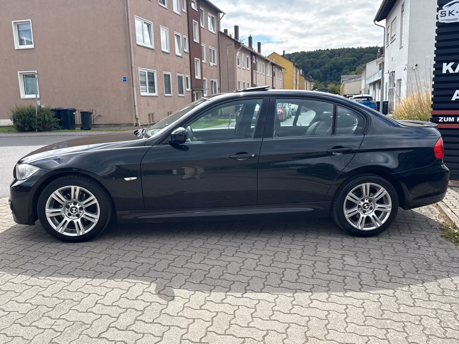 BMW 320d E90 LCI M Sportpaket ED Autom. -SDACH-LEDER