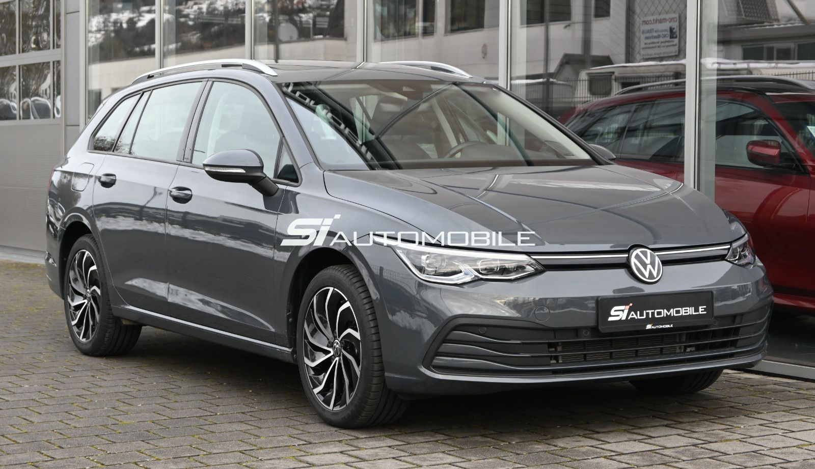 Fahrzeugabbildung Volkswagen Golf 2.0 TDI Life Variant °ACC°PANO°STANDHEIZ°HK