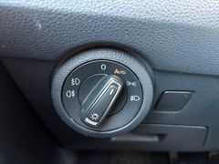 Fahrzeugabbildung Volkswagen T6.1 Multivan 150 PS STANDHZG ASSIST AHK ACC NAV