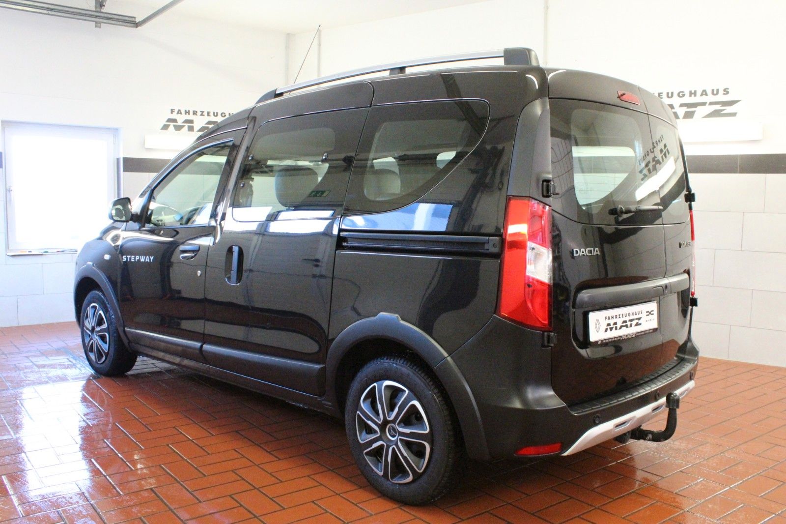 Fahrzeugabbildung Dacia Dokker TCe 115 Stepway *Navi*Klima*AHK