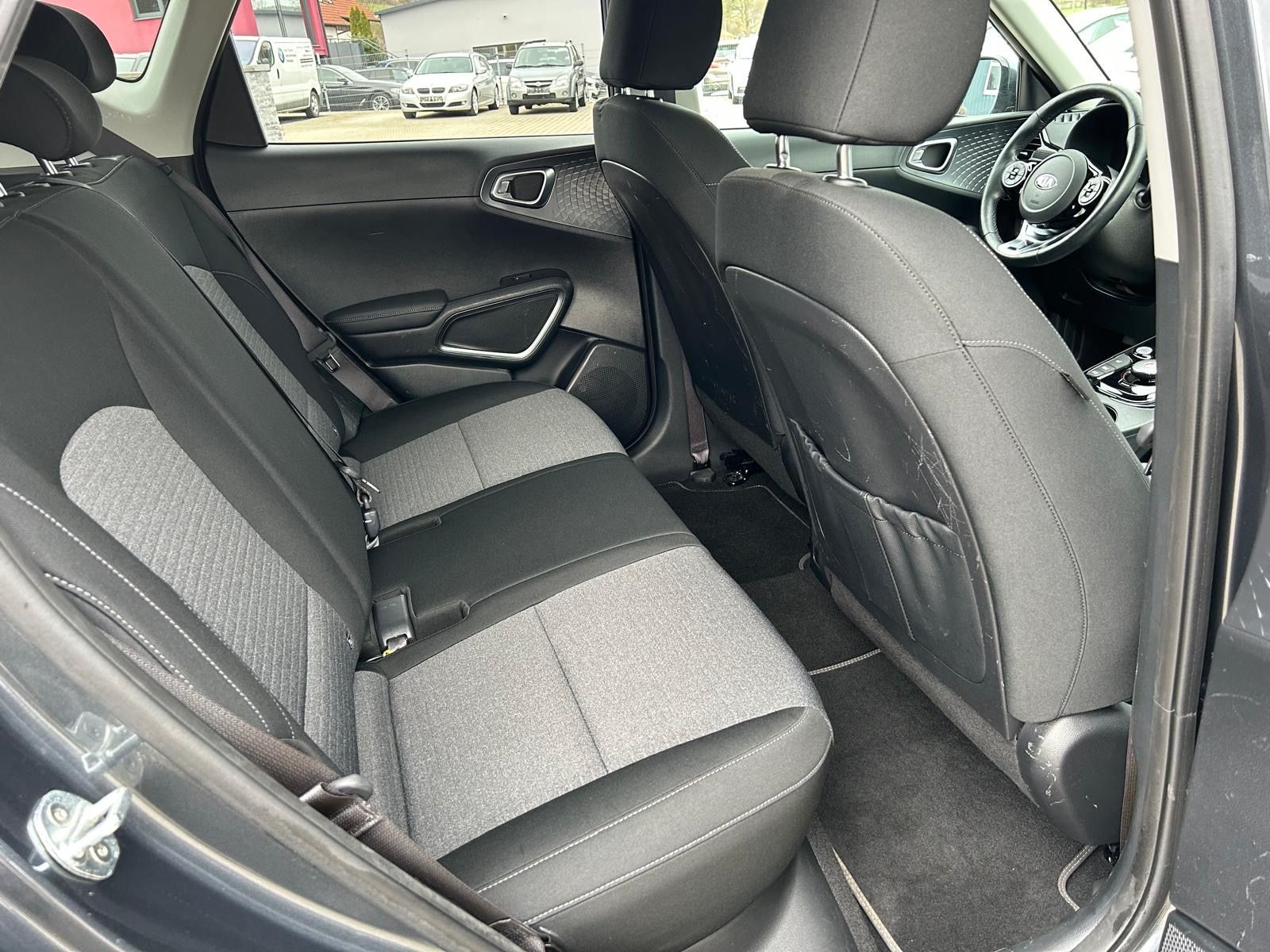 Fahrzeugabbildung Kia e-Soul Spirit°64 kWh°CCS°3 Phasen°SOH 97,2%°1Hnd