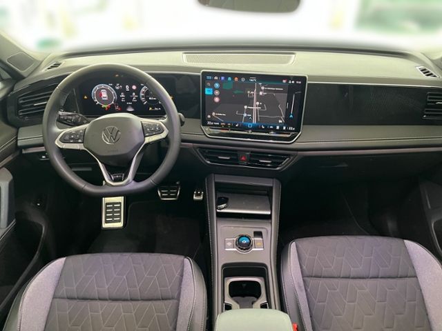 Fahrzeugabbildung Volkswagen Tiguan 1.5 eTSI DSG GOAL NAVI GJR AHK KAMERA