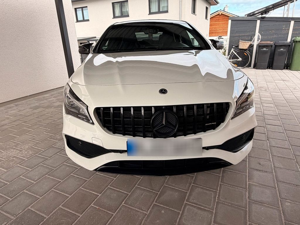 Image of Mercedes-Benz CLA 180