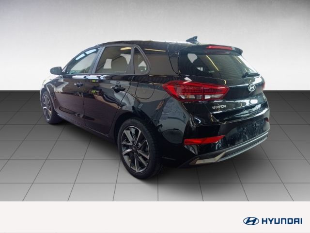 Fahrzeugabbildung Hyundai i30 FL 5-Türer (MY25) 1.0 T-GDI (100 PS) 7-DCT 2