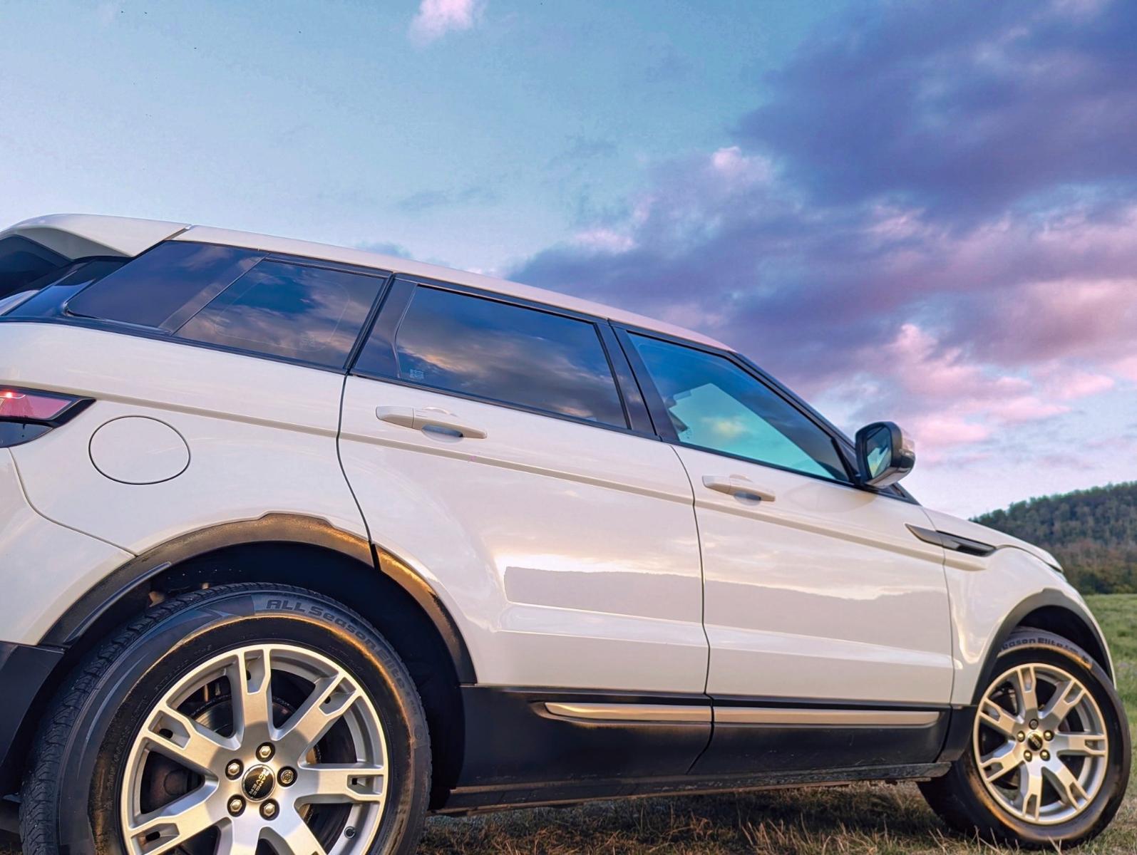 Land Rover  Evoque Evoque*LEDER*NAVI*XENON*AKH*SHZ*TOP
