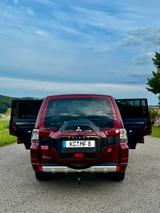Mitsubishi Pajero 3,2 DI-D 4WD Plus Automatik Plus - Mitsubishi: 7sitzer