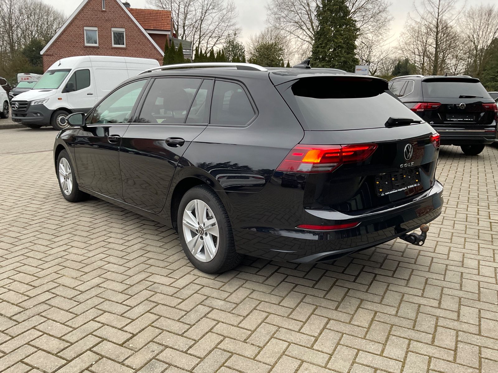 Fahrzeugabbildung Volkswagen Golf Variant 2.0 TDI DSG,AHK,ACC,LED,Navi