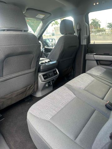 Ford F 150 Lightning SXT AWD  Elektro 2023 dunkelblau