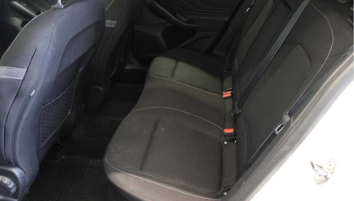 Fahrzeugabbildung Ford Focus Tur 1.5d AT8 C&C LED/ACC/NAVI/SHZ/DAB/RFK