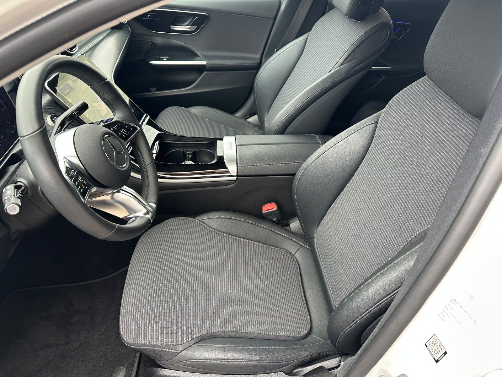 Fahrzeugabbildung Mercedes-Benz C 220 T d Avantgarde Navi AHK