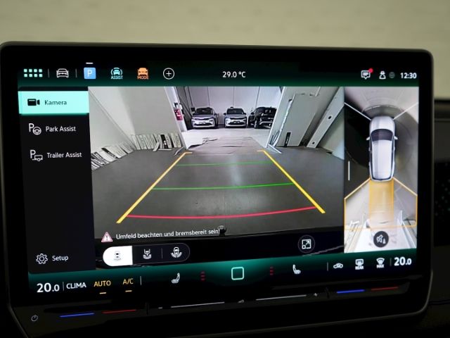 Tiguan R-LINE TDI DSG 4MOTION+ANHÄNGERKUPPLUNG+R