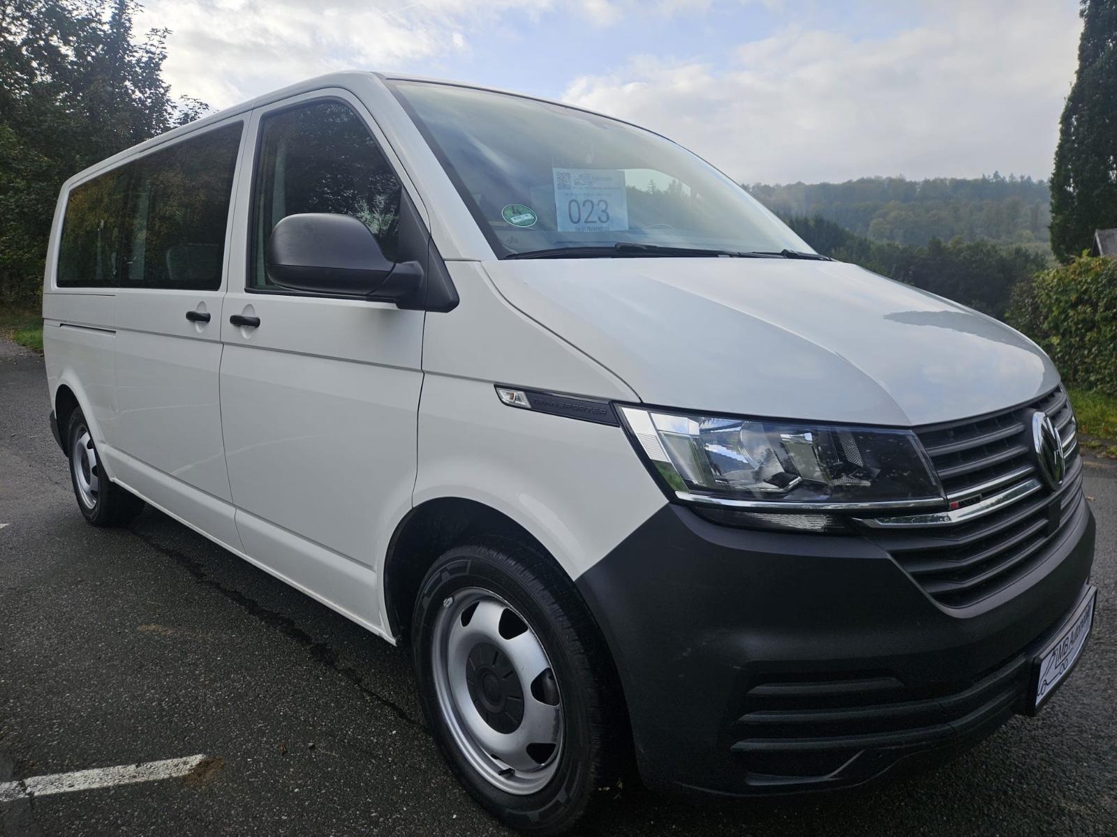 Volkswagen T6.1 Kombi 4MOTION lang 9 Sitzer AHK Klima 1.Ha