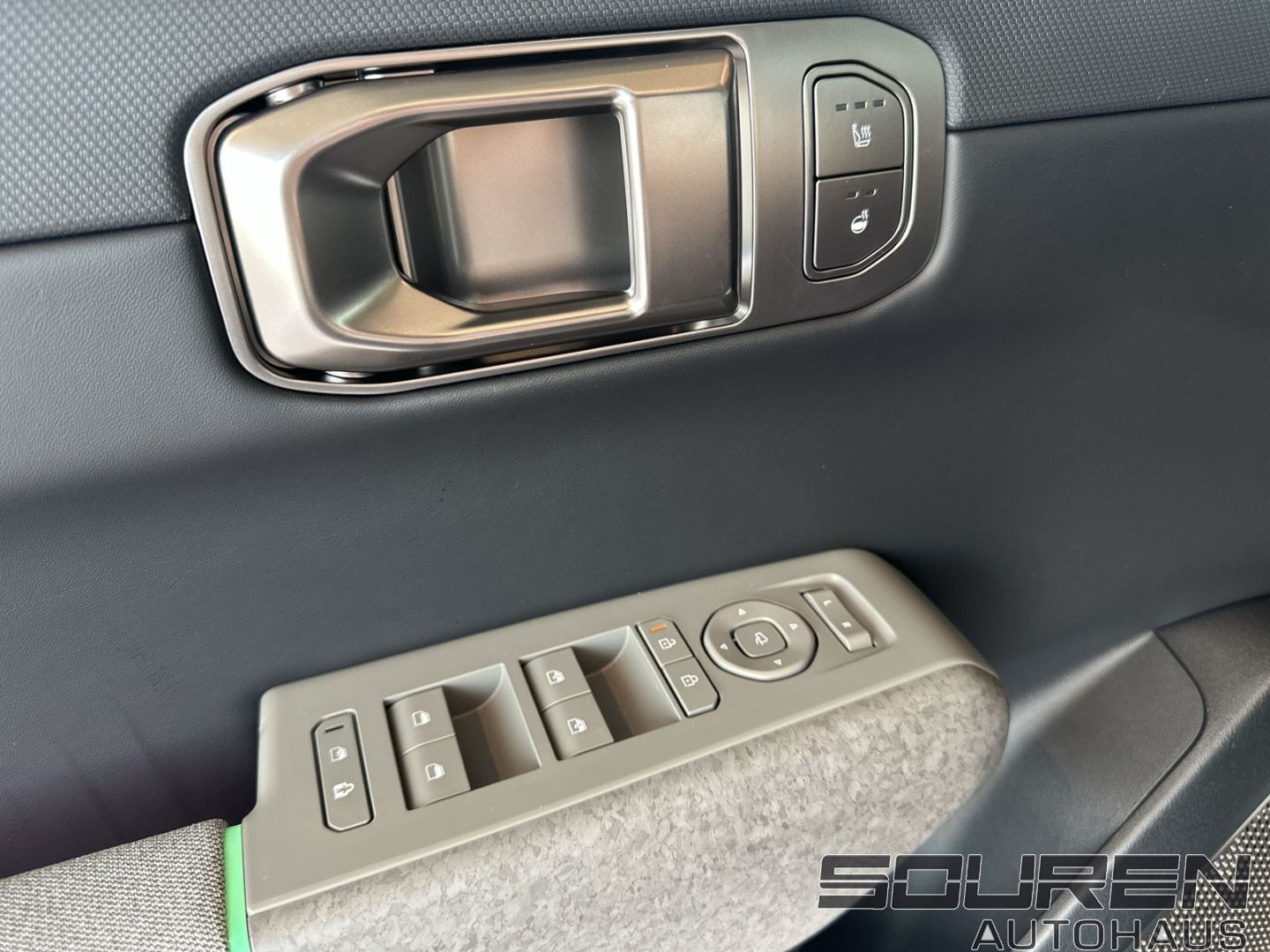 Fahrzeugabbildung Kia EV4 81kWh EARTH Gewerbe WP Tech Drive Upgrade So