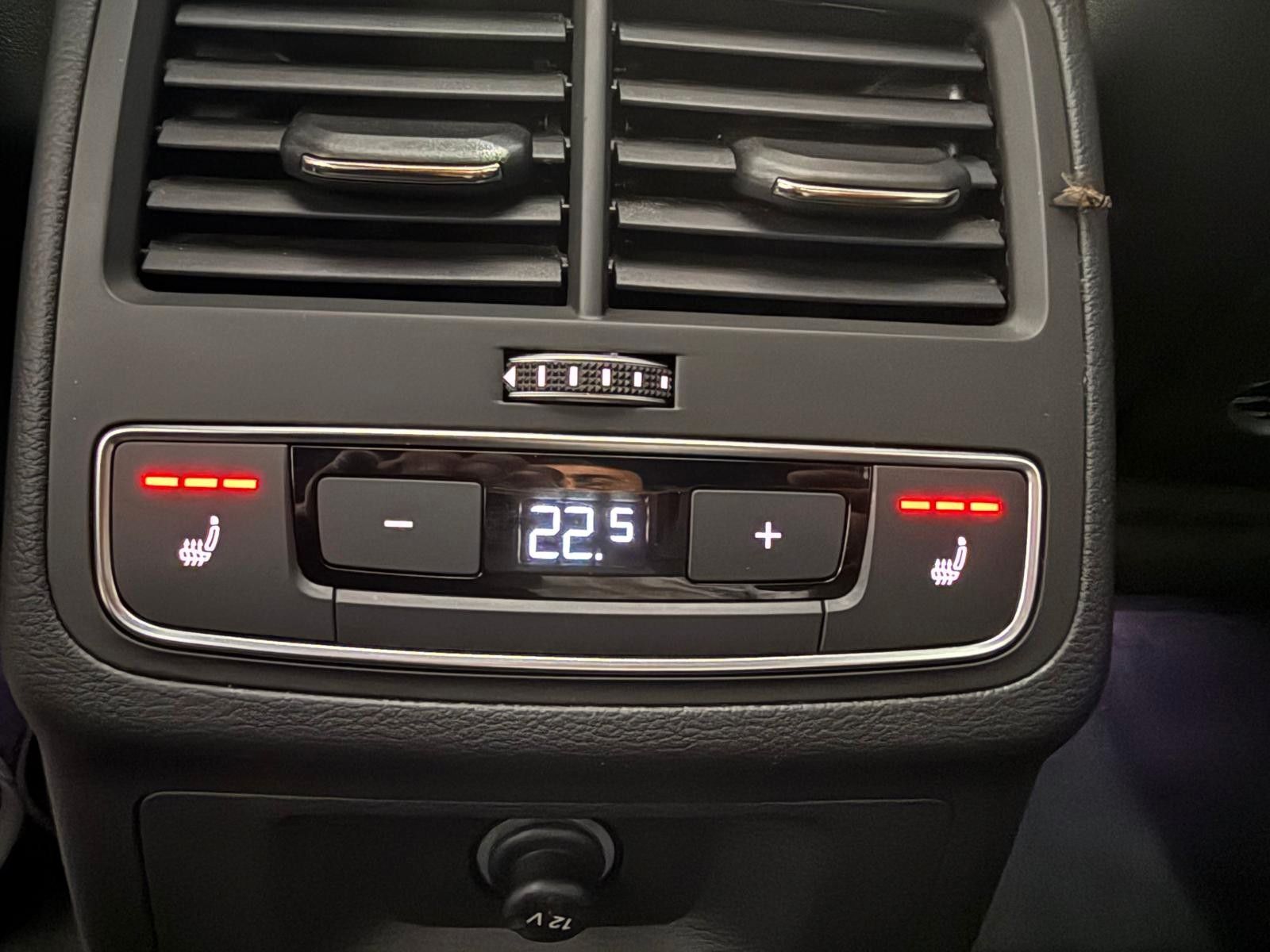 Audi RS4 RS 4 Avant 2.9 TFSI quattro foto 23