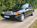 Mercedes-Benz W124 250D - Mercedes-Benz 250: W124