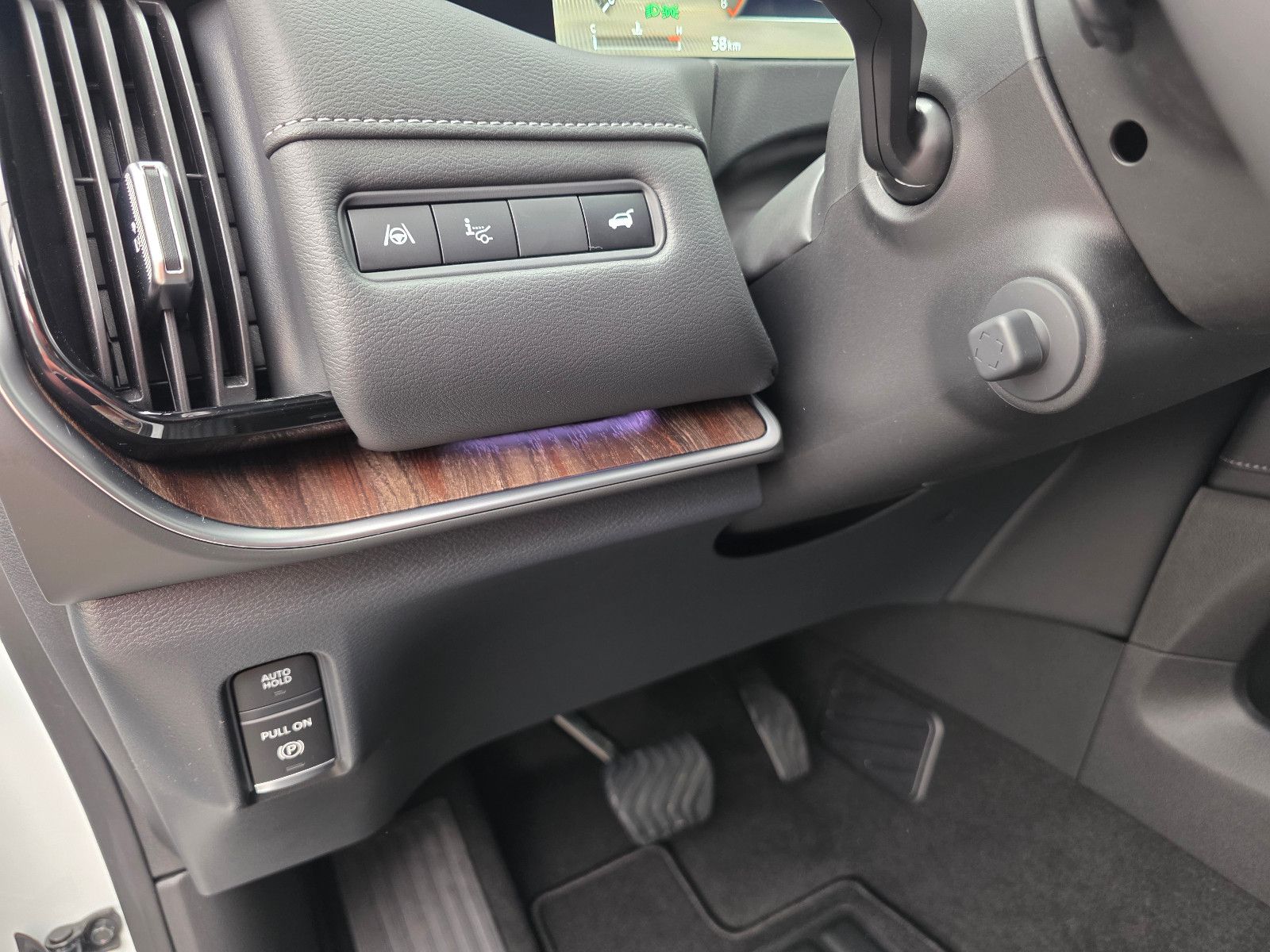 Fahrzeugabbildung Nissan Armada PLATINUM RESERVE T1: 85.000 EURO Stock!