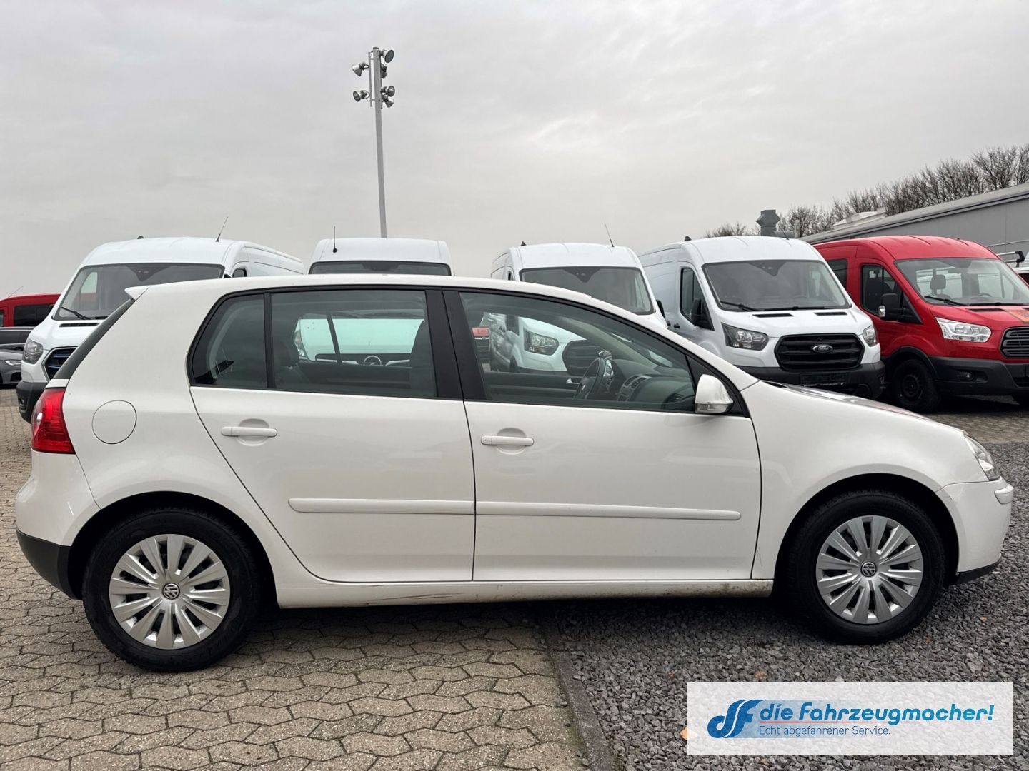 Fahrzeugabbildung Volkswagen Golf V Comfortline *GETRIEBESCHADEN* *EXPORT