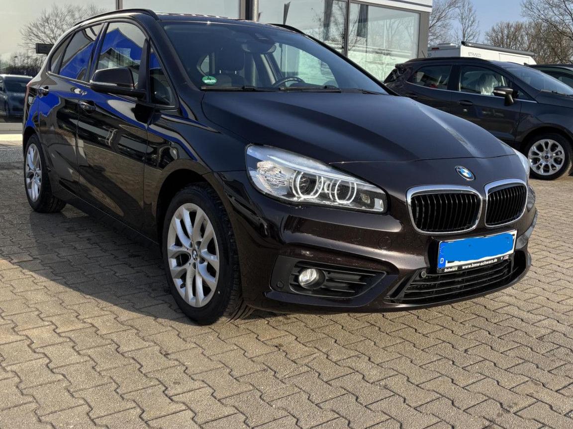 BMW 218 2 Active Tourer 218 i | TÜV NEU