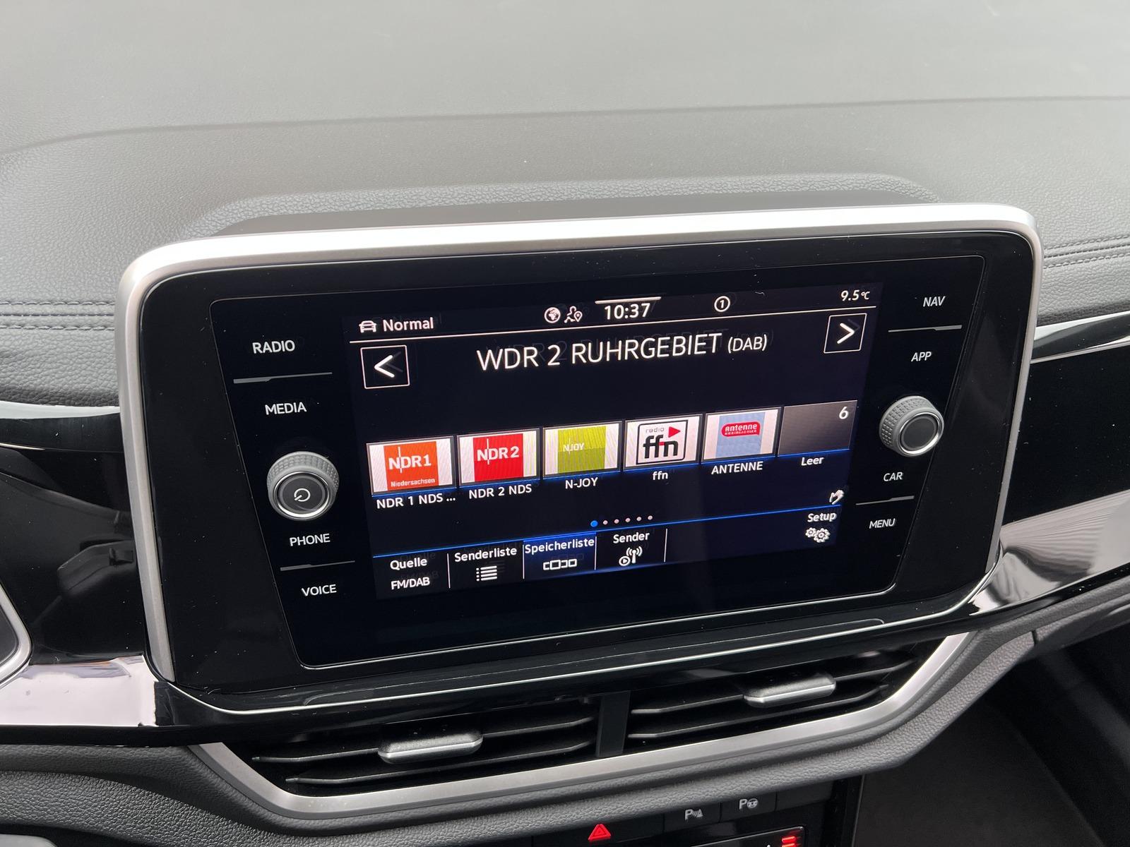 Volkswagen T-Roc 1.5 TSI R-LINE DSG*MATRIX-LED*PAN*AHK*19'', миниатюра 13