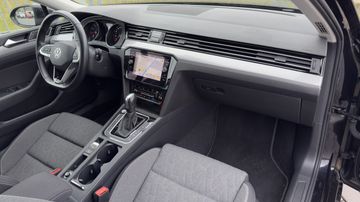 Volkswagen Passat - 12