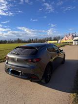 Mazda 3 2.0 e-SKYACTIV-G M Hybrid - Mazda 3 Gebrauchtwagen in München