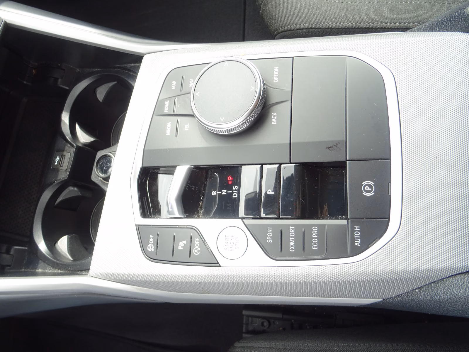 BMW 3 Series iA Touring LED Navi HUD Virt. Kamera Innov., миниатюра 19
