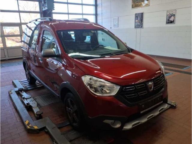 Dokker 1.3 TCe 130 Stepway Plus Kamera/Navi/GRA/