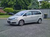 Opel Zafira B Sport - Opel Zafira aus 2007 mit Diesel-Antrieb