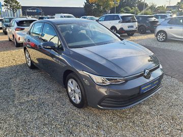 Bild 2 VW Golf VIII Life eTSI - NAVI,PANO,R.KAMERA,ACC