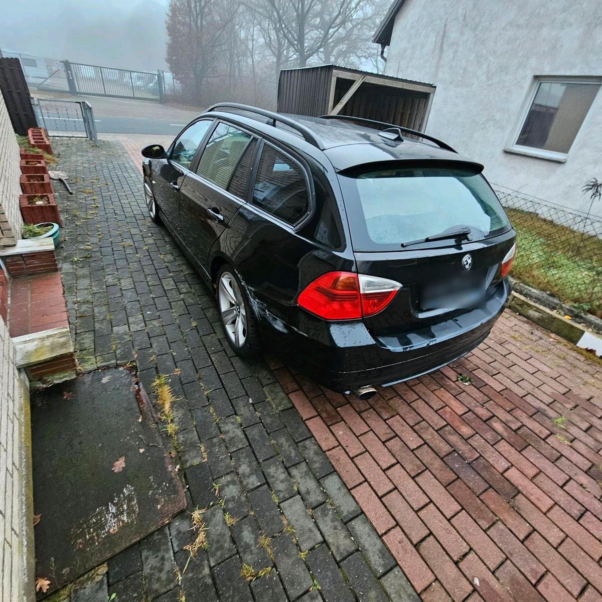 BMW 320 2007 — engine 163 HP (120kW)