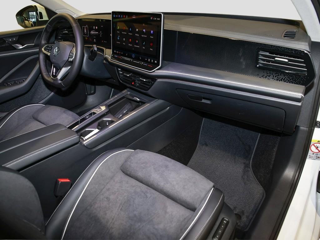 Volkswagen Passat Variant 1.5 eTSI DSG Business, Navi, AHK,