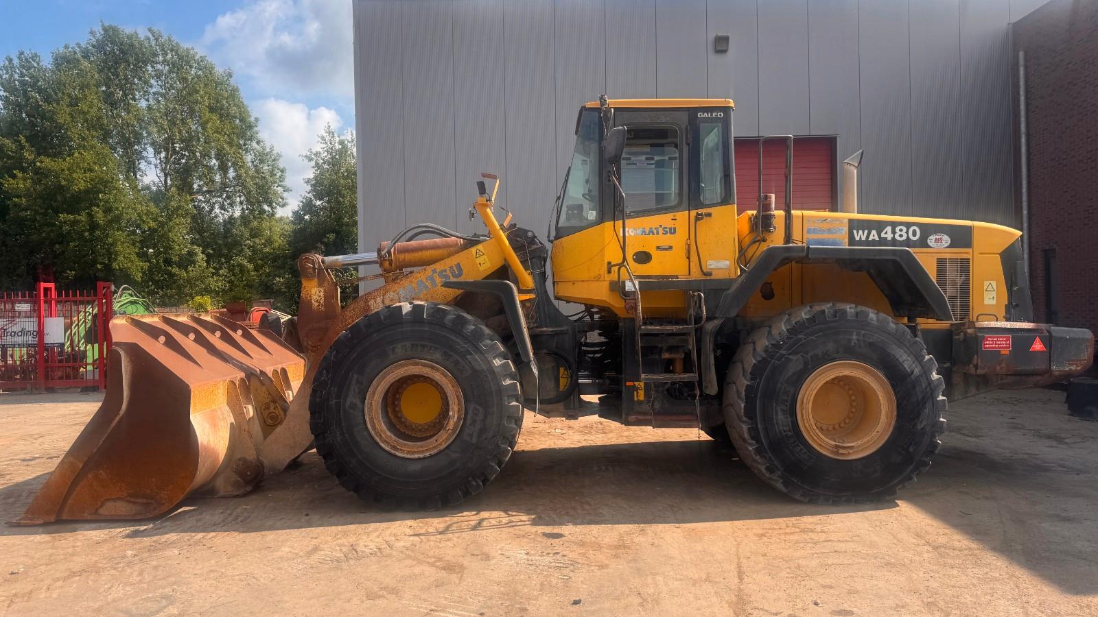 Komatsu WA4805H