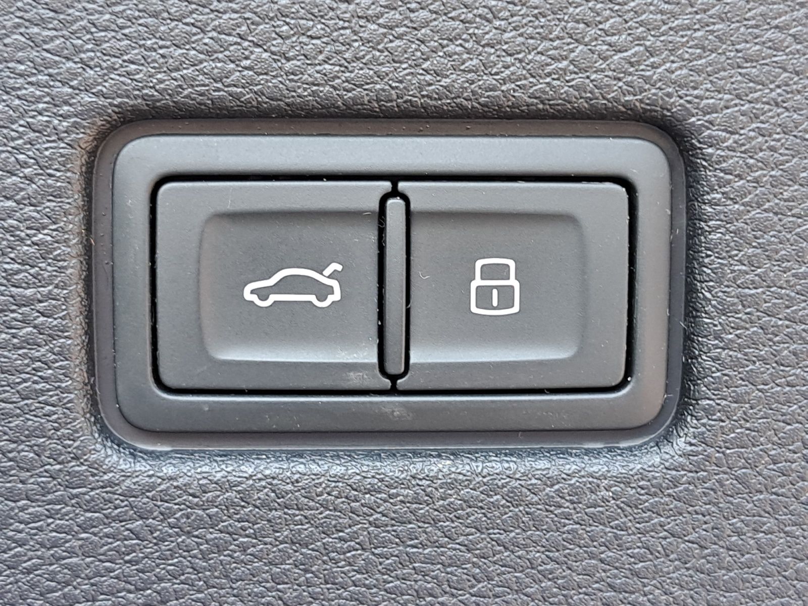 Audi RSQ8 - Bild 25