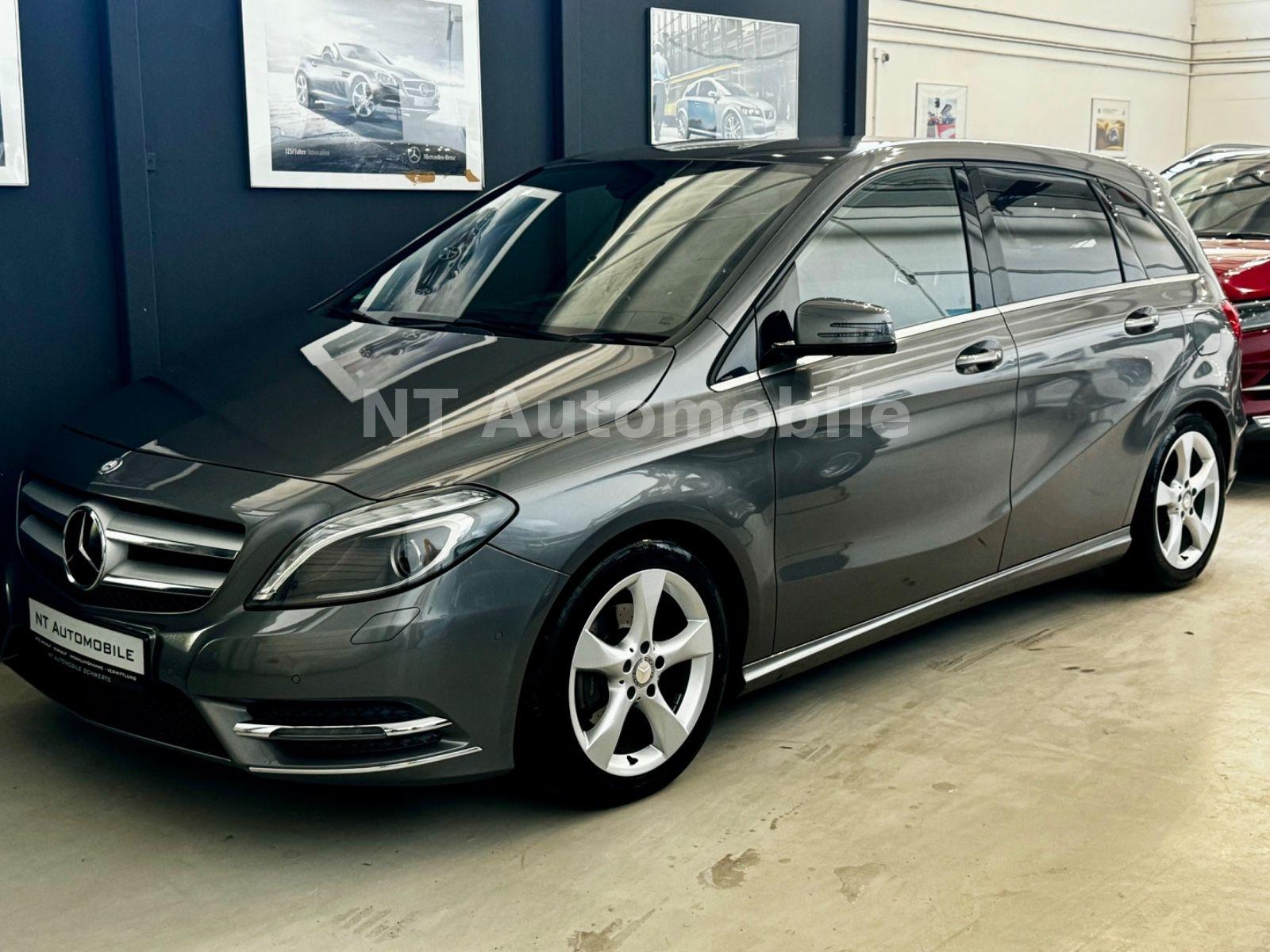 Mercedes-Benz B 180 Edition 1 Sportpaket Xenon Leder RCAM