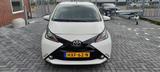 Toyota Aygo (X) 1,0-l-VVT-i x-play touch x-play touch - Toyota Aygo (X) in Aachen
