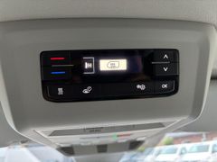 Fahrzeugabbildung Volkswagen T6.1 Multivan 2.0 TDI Highline VIRTUAL ACC LED